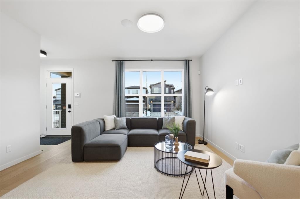 114 Wolf Creek Rise Se, Calgary, AB - Indoor Photo Showing Living Room