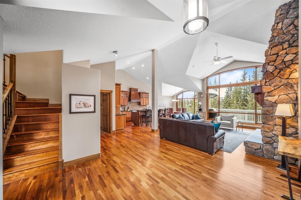282 Miskow Close, Canmore, AB - Indoor