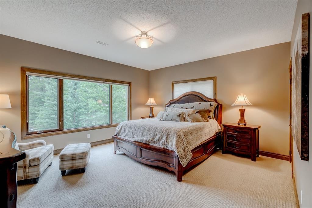 282 Miskow Close, Canmore, AB - Indoor Photo Showing Bedroom