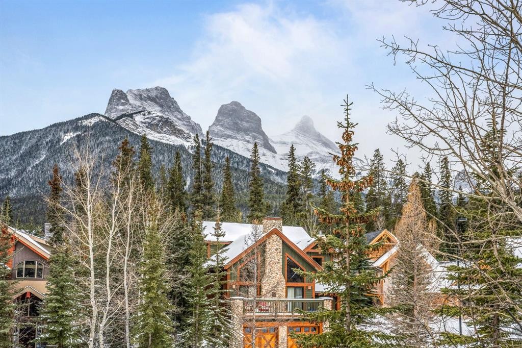 282 Miskow Close, Canmore, AB - Outdoor