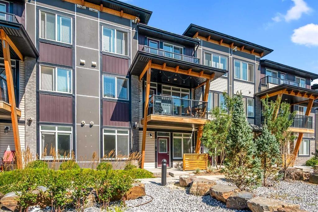 155 Savanna Walk Ne, Calgary, AB - Outdoor