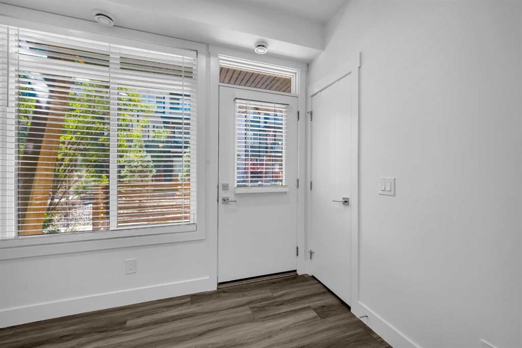 155 Savanna Walk Ne, Calgary, AB - Indoor Photo Showing Other Room