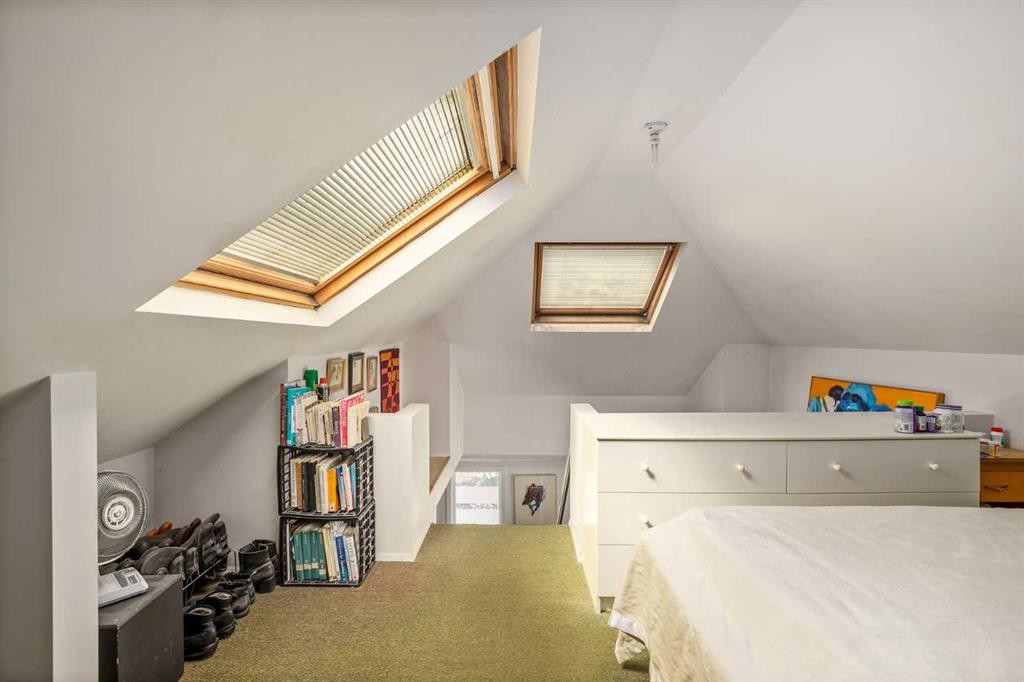 2003 2 Street Sw, Calgary, AB - Indoor Photo Showing Other Room