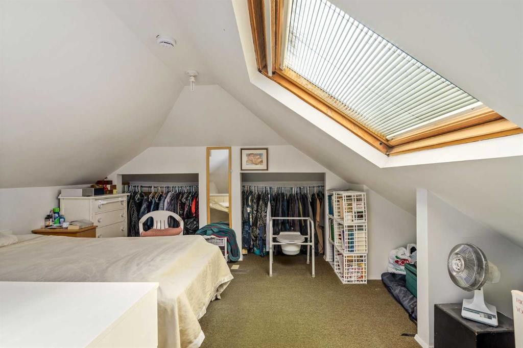 2003 2 Street Sw, Calgary, AB - Indoor Photo Showing Bedroom