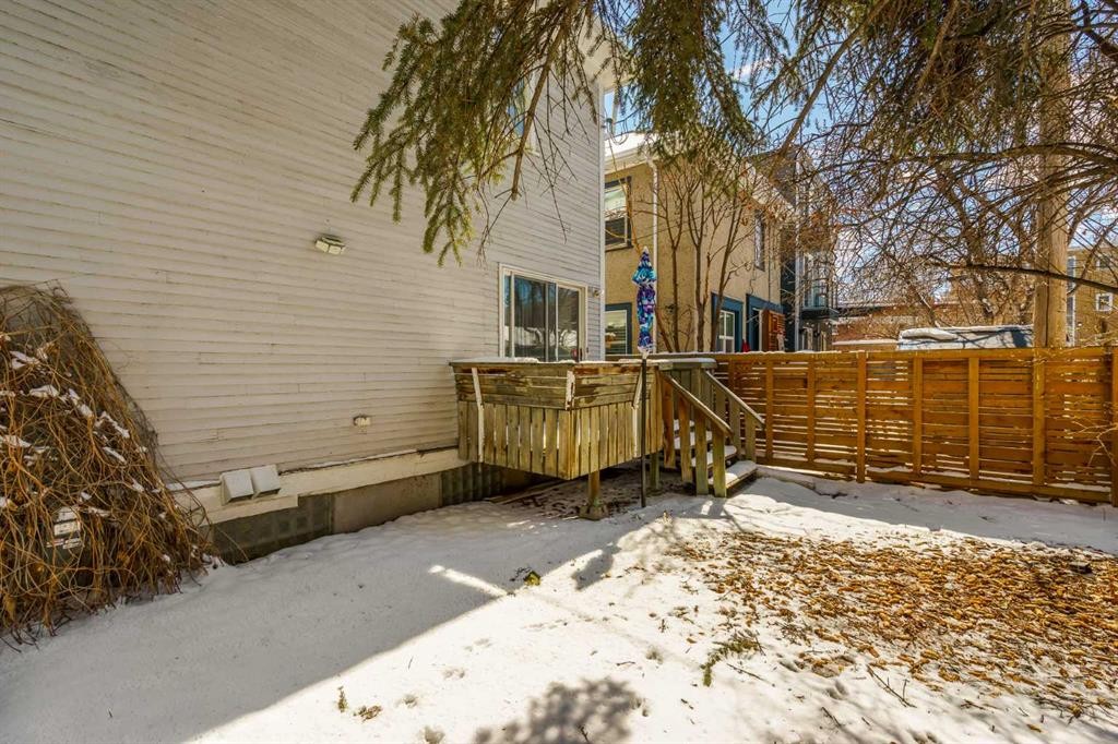 2003 2 Street Sw, Calgary, AB - Outdoor