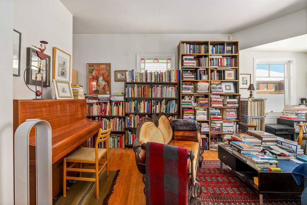 2003 2 Street Sw, Calgary, AB - Indoor