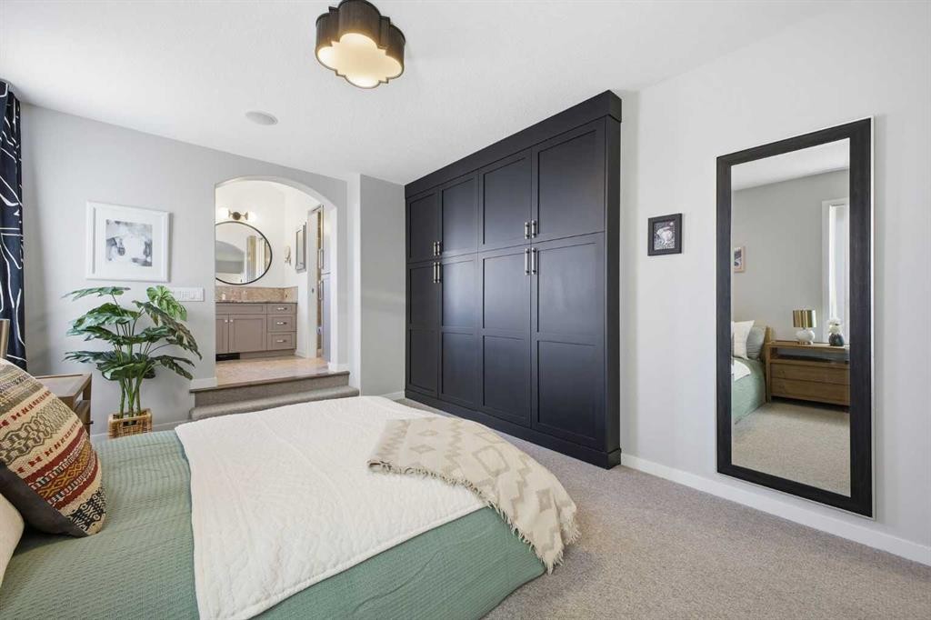 153 Cougarstone Common Sw, Calgary, AB - Indoor Photo Showing Bedroom