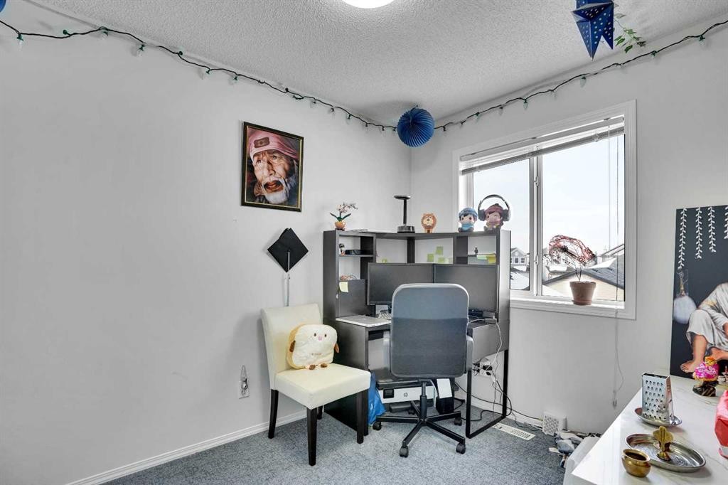 141 Saddlecrest Close Ne, Calgary, AB - Indoor