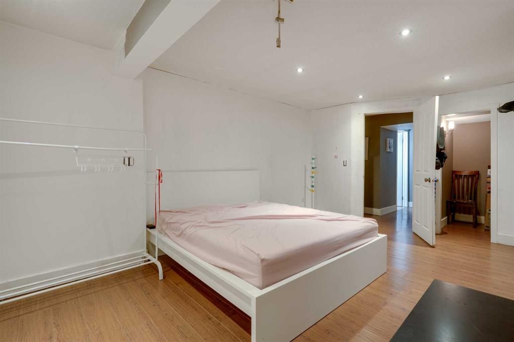 312 Pinegreen Close Ne, Calgary, AB