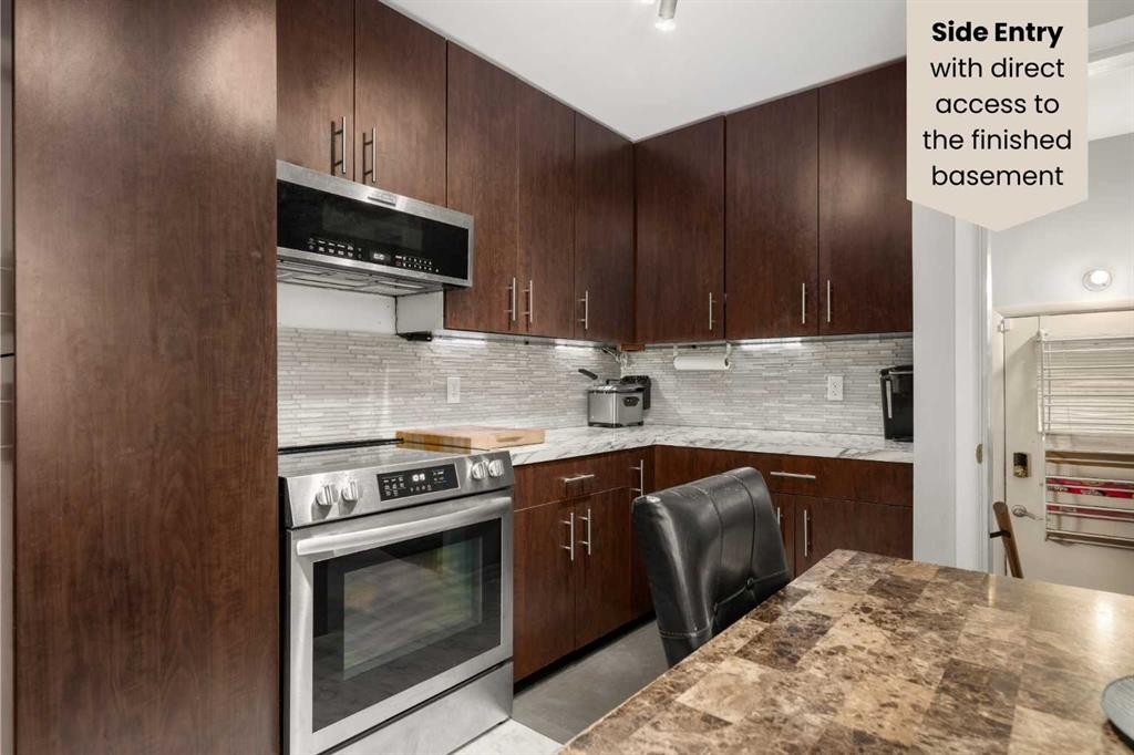 2219 41 Street Se, Calgary, AB - Indoor Photo Showing Kitchen With Upgraded Kitchen