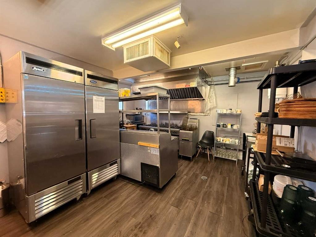 614 1 Avenue Ne, Calgary, AB