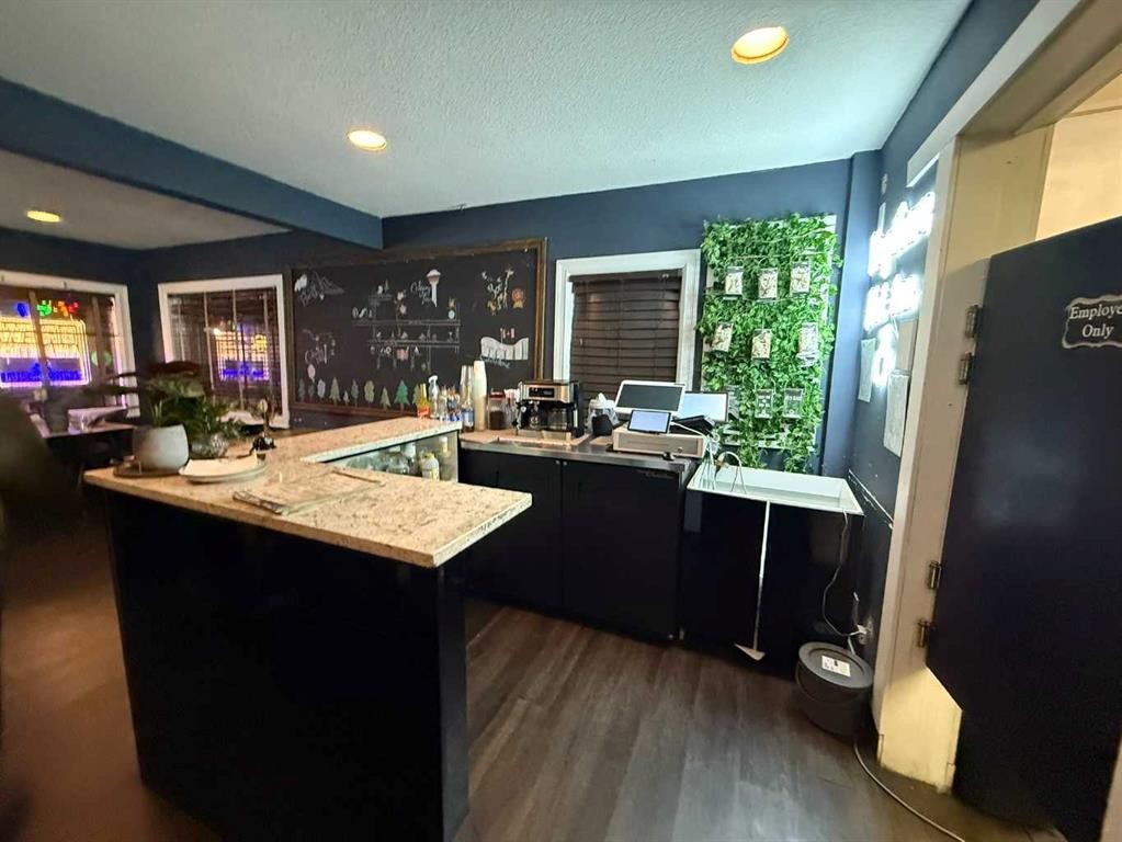 614 1 Avenue Ne, Calgary, AB