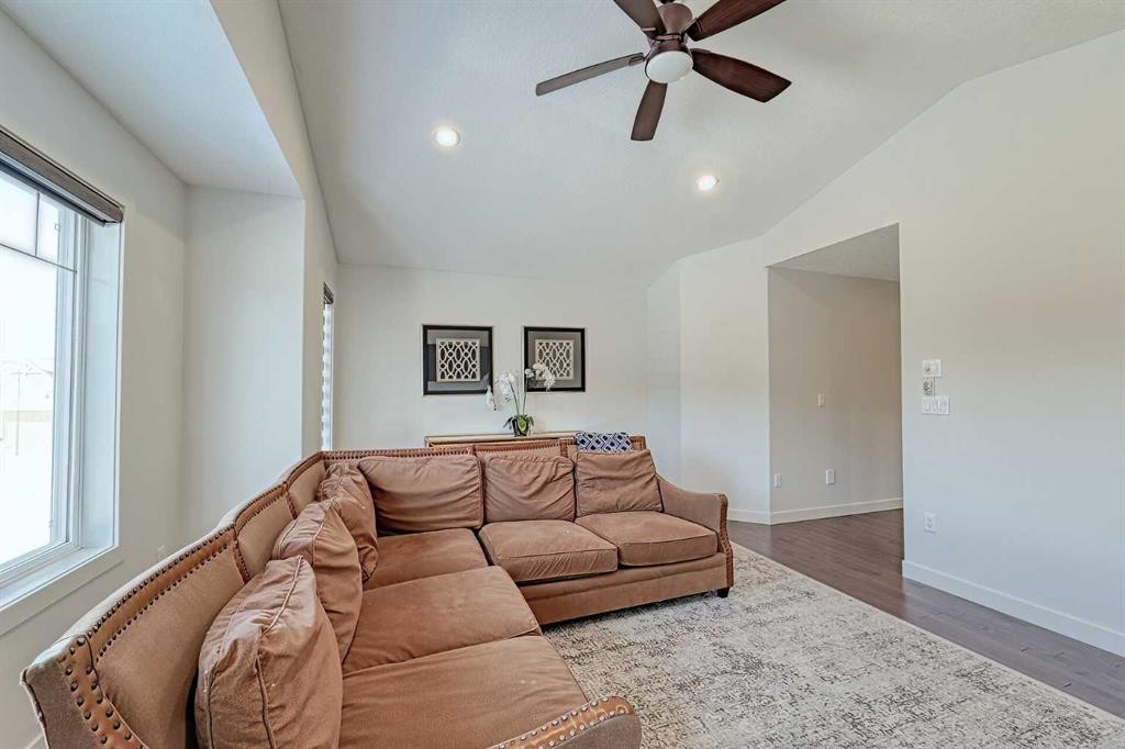 72 Sage Meadows Circle Nw, Calgary, AB - Indoor Photo Showing Living Room