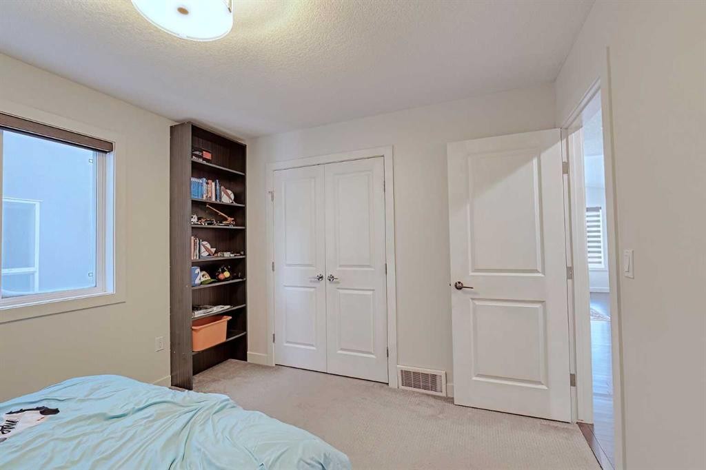 72 Sage Meadows Circle Nw, Calgary, AB - Indoor Photo Showing Bedroom