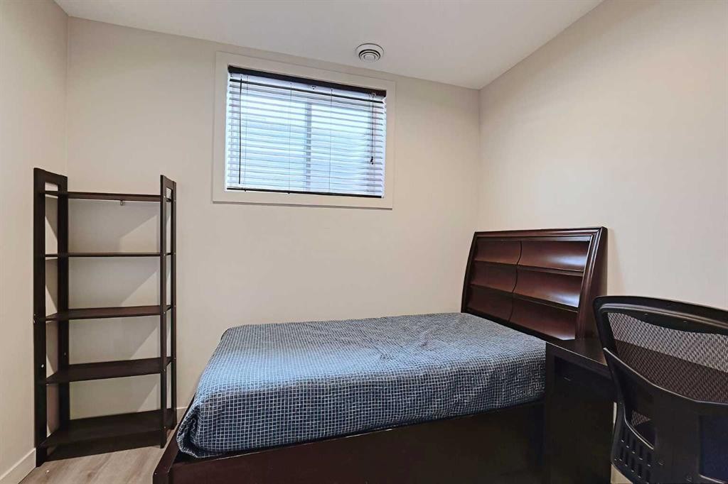 72 Sage Meadows Circle Nw, Calgary, AB - Indoor Photo Showing Bedroom
