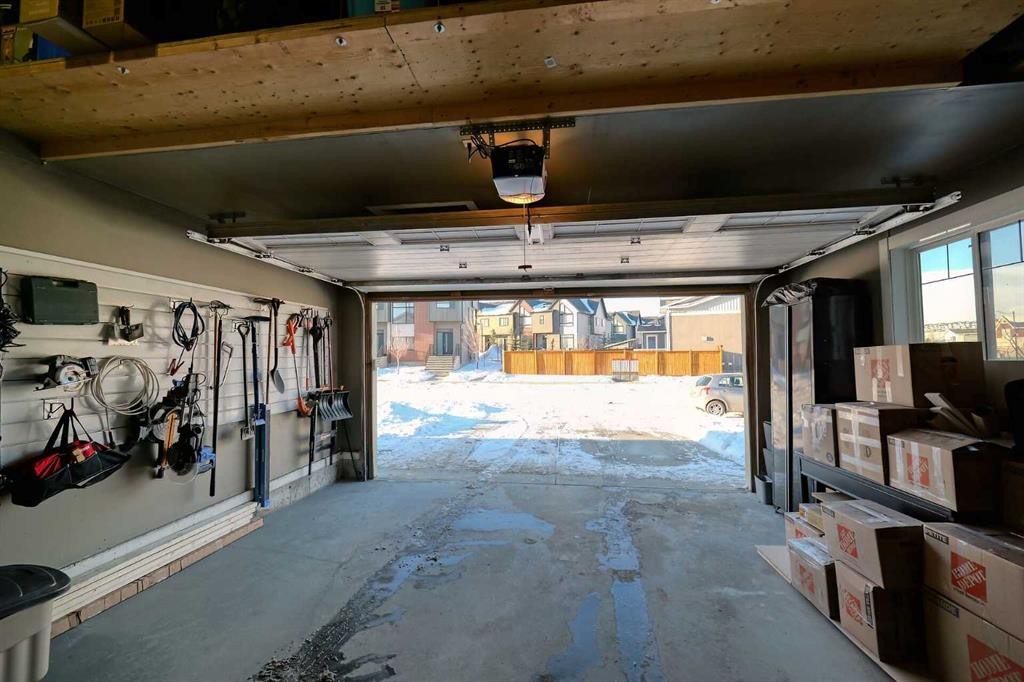 72 Sage Meadows Circle Nw, Calgary, AB - Indoor Photo Showing Garage
