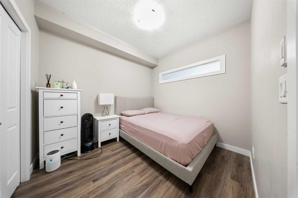 305-100 Auburn Meadows Common Se, Calgary, AB - Indoor Photo Showing Bedroom