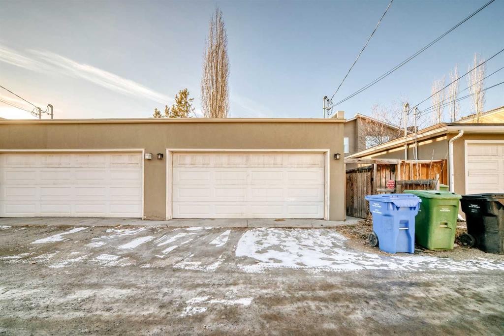 2810 25A Street Sw, Calgary, AB - Outdoor With Exterior