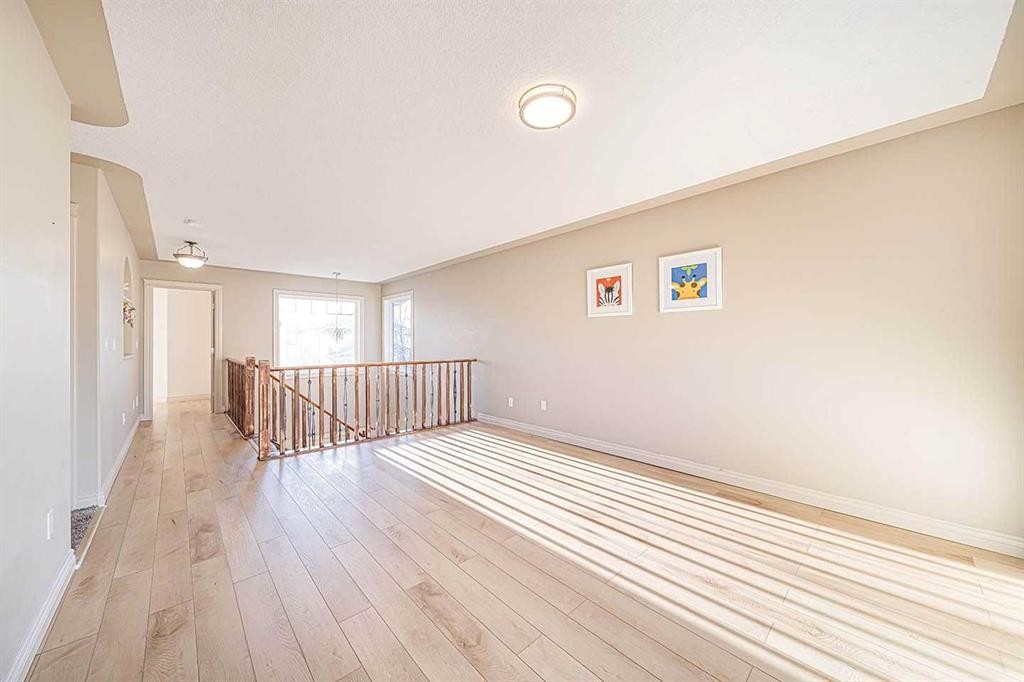 22 Royal Birch Way Nw, Calgary, AB - Indoor Photo Showing Other Room