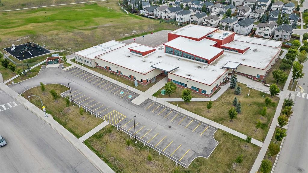 22 Royal Birch Way Nw, Calgary, AB - Outdoor With View