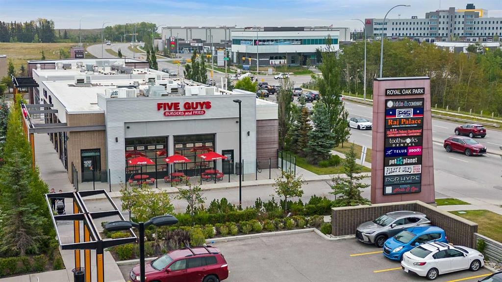 22 Royal Birch Way Nw, Calgary, AB - Outdoor