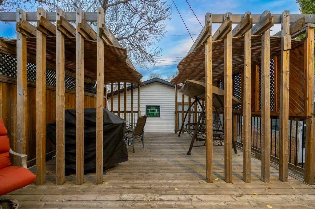 533 12 Avenue Ne, Calgary, AB -