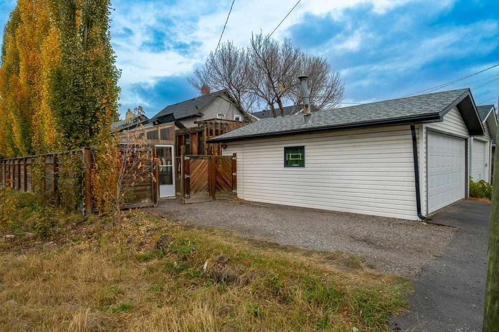 533 12 Avenue Ne, Calgary, AB - Outdoor