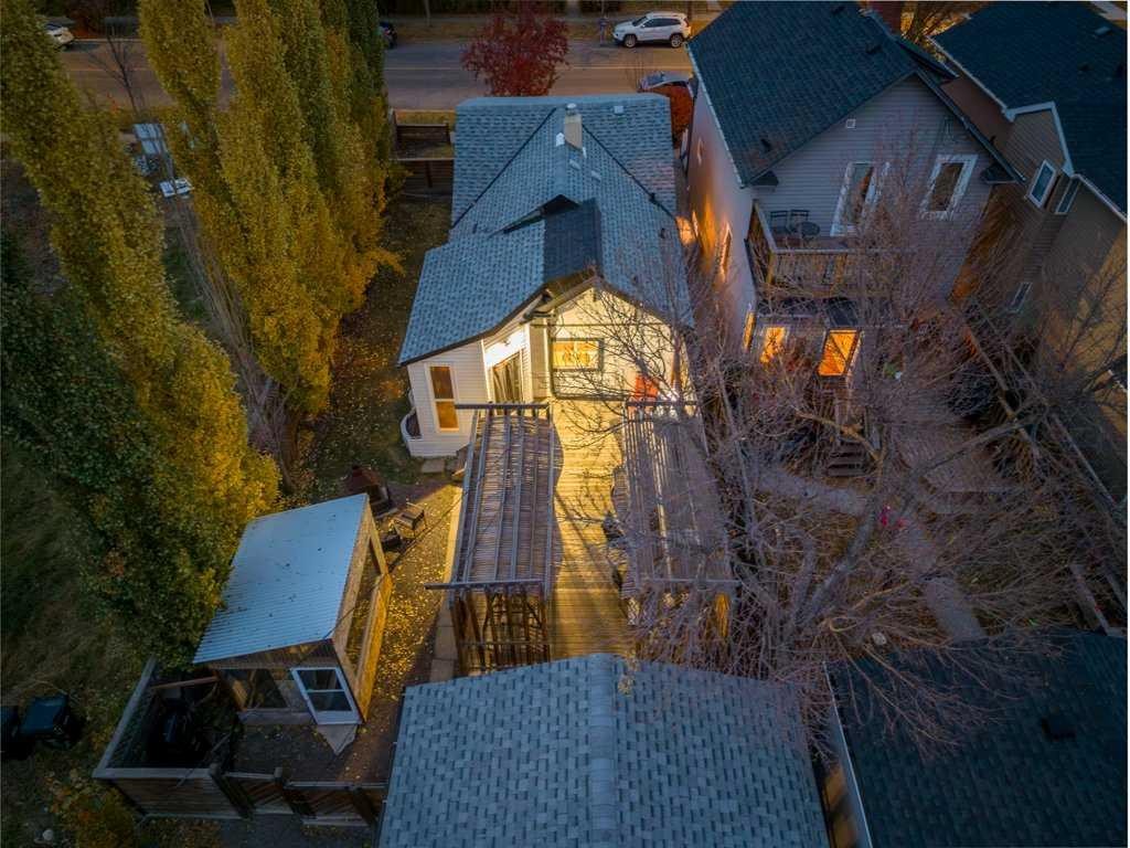 533 12 Avenue Ne, Calgary, AB - Outdoor