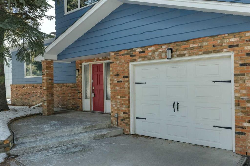 4023 Varmoor Road Nw, Calgary, AB - Outdoor