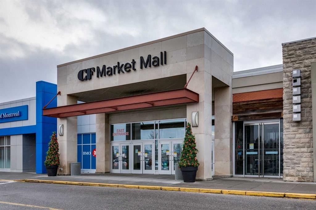 4023 Varmoor Road Nw, Calgary, AB - Outdoor