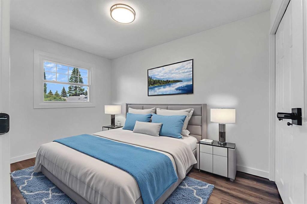 199 Cedardale Road Sw, Calgary, AB - Indoor Photo Showing Bedroom