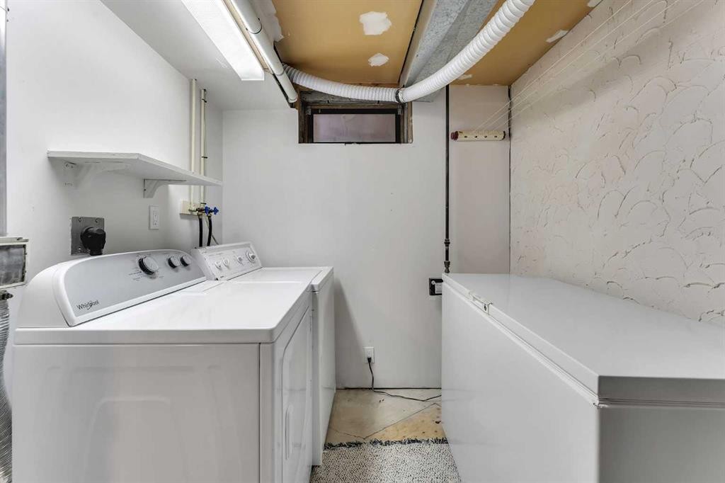 199 Cedardale Road Sw, Calgary, AB - Indoor Photo Showing Laundry Room