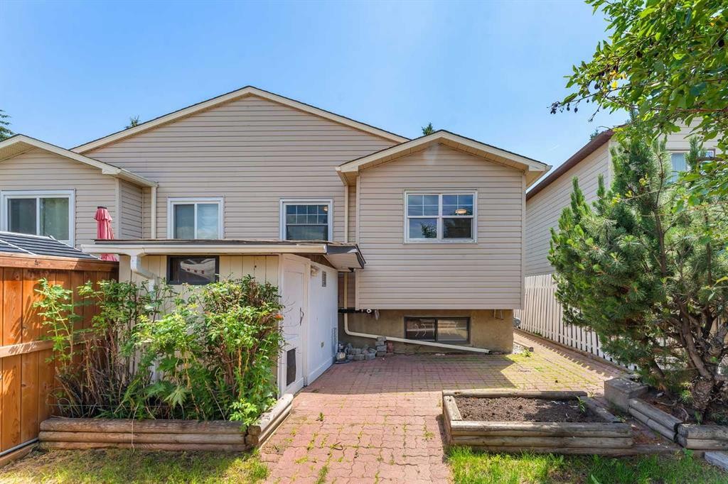 199 Cedardale Road Sw, Calgary, AB - Outdoor