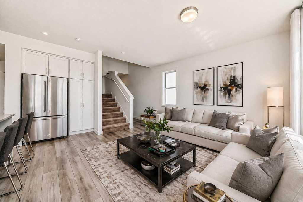 53 Spring Creek Common Sw, Calgary, AB - Indoor Photo Showing Living Room