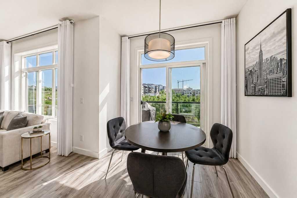 53 Spring Creek Common Sw, Calgary, AB - Indoor