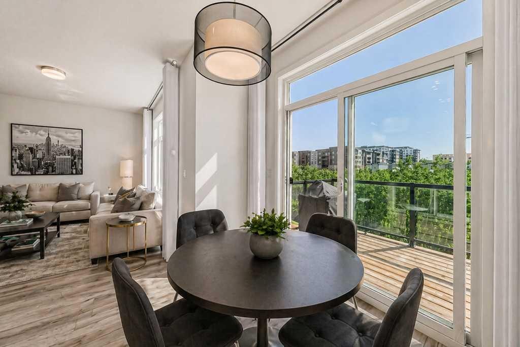 53 Spring Creek Common Sw, Calgary, AB - Indoor Photo Showing Dining Room
