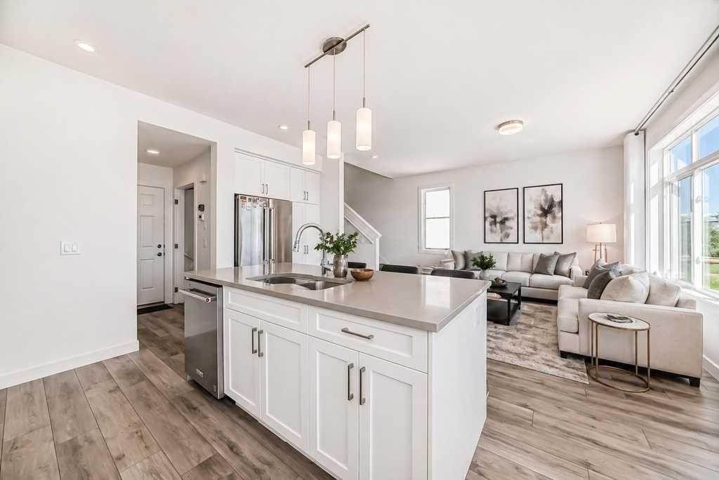53 Spring Creek Common Sw, Calgary, AB - Indoor Photo Showing Other Room