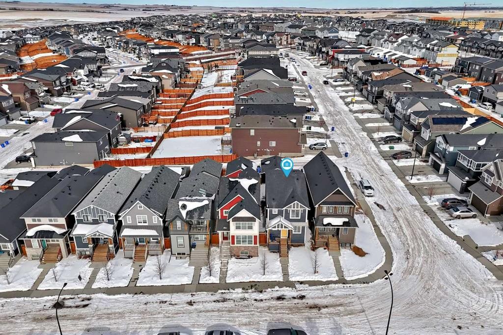 129 Lucas Crescent Nw, Calgary, AB - Outdoor With View