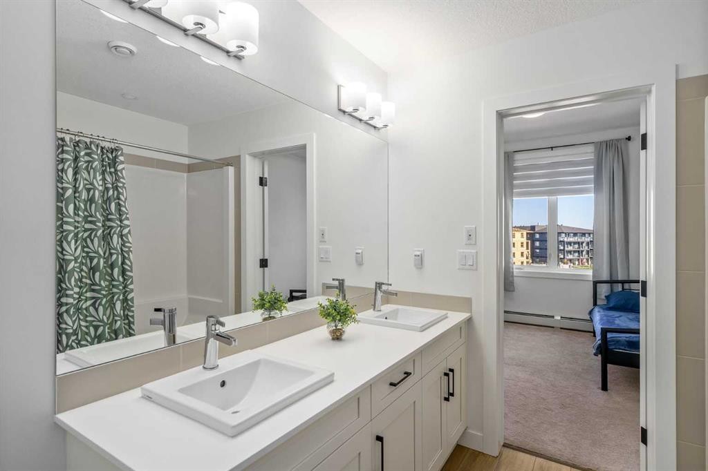 2406-200 Seton Circle Se, Calgary, AB - Indoor Photo Showing Bathroom