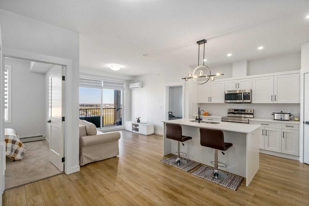 2406-200 Seton Circle Se, Calgary, AB - Indoor Photo Showing Other Room