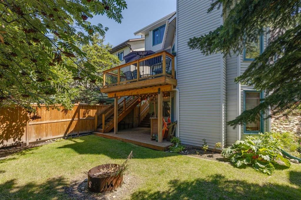 136 Scenic Acres Drive Nw, Calgary, AB - Outdoor