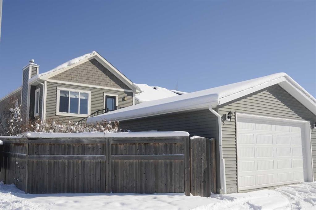 266 Fireside Place, Cochrane, AB - Outdoor