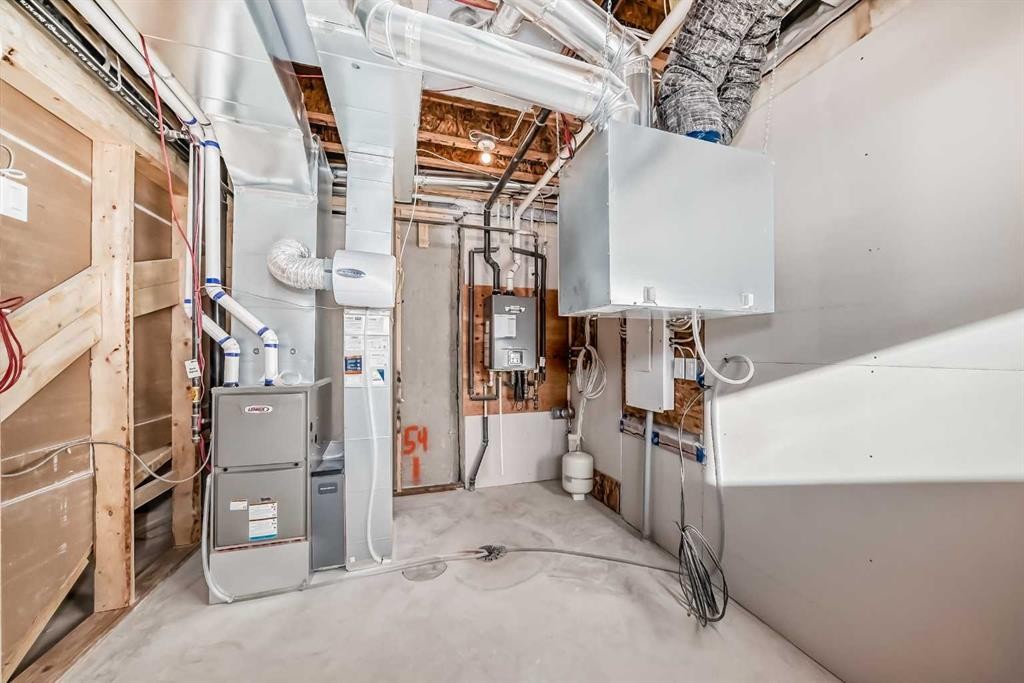 162 Lanark Gate Se, Airdrie, AB - Indoor Photo Showing Basement