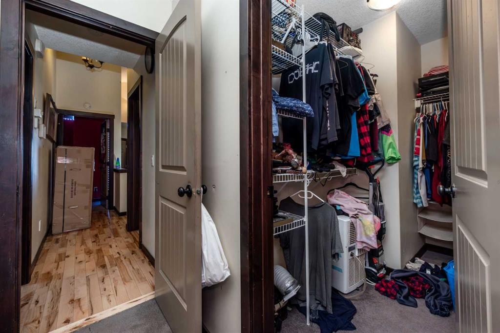 100 Willow Ridge Link, Diamond Valley, AB - Indoor With Storage