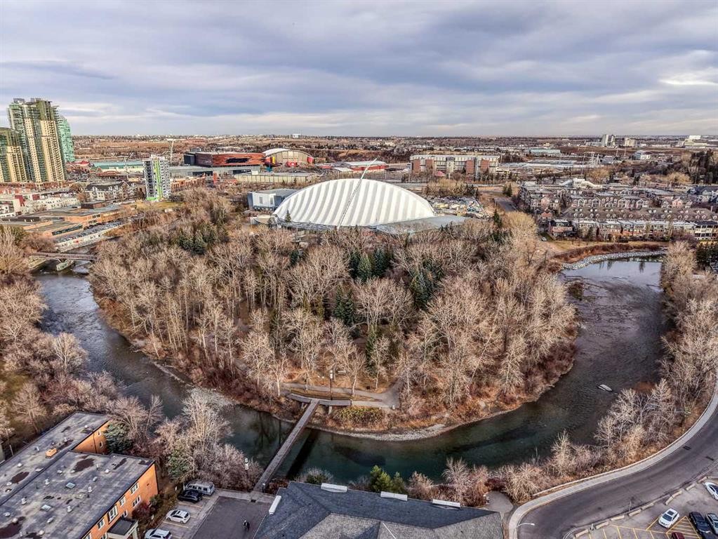 504-505 19 Avenue Sw, Calgary, AB - Outdoor With View