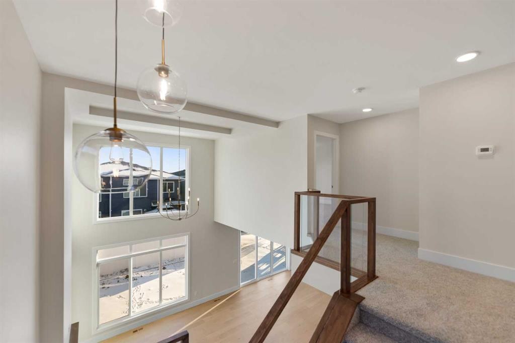 185 South Shore View, Chestermere, AB - Indoor Photo Showing Other Room