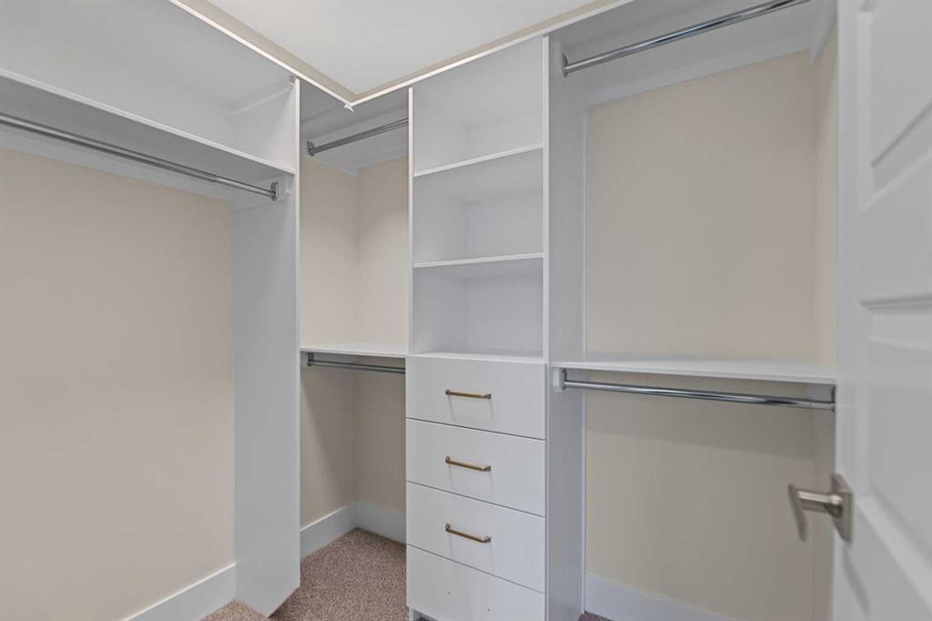 185 South Shore View, Chestermere, AB - Indoor With Storage