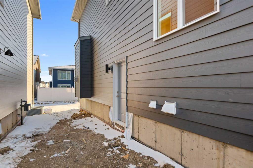 185 South Shore View, Chestermere, AB - Outdoor With Exterior