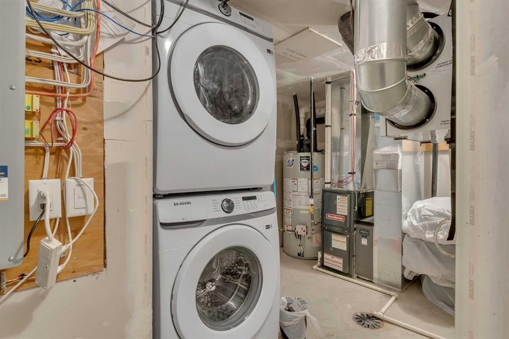 89 Homestead Crescent Ne, Calgary, AB - Indoor Photo Showing Laundry Room