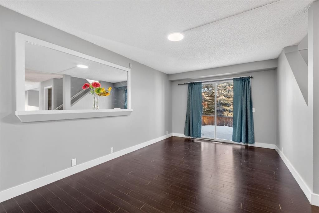 36 Falton Court Ne, Calgary, AB - Indoor Photo Showing Other Room